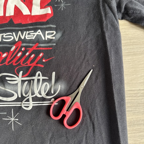 Nike Sportswear Shirt Mens Small Black Red Spellout NSW T Tee 1972‎ Front & Back - Picture 4 of 10